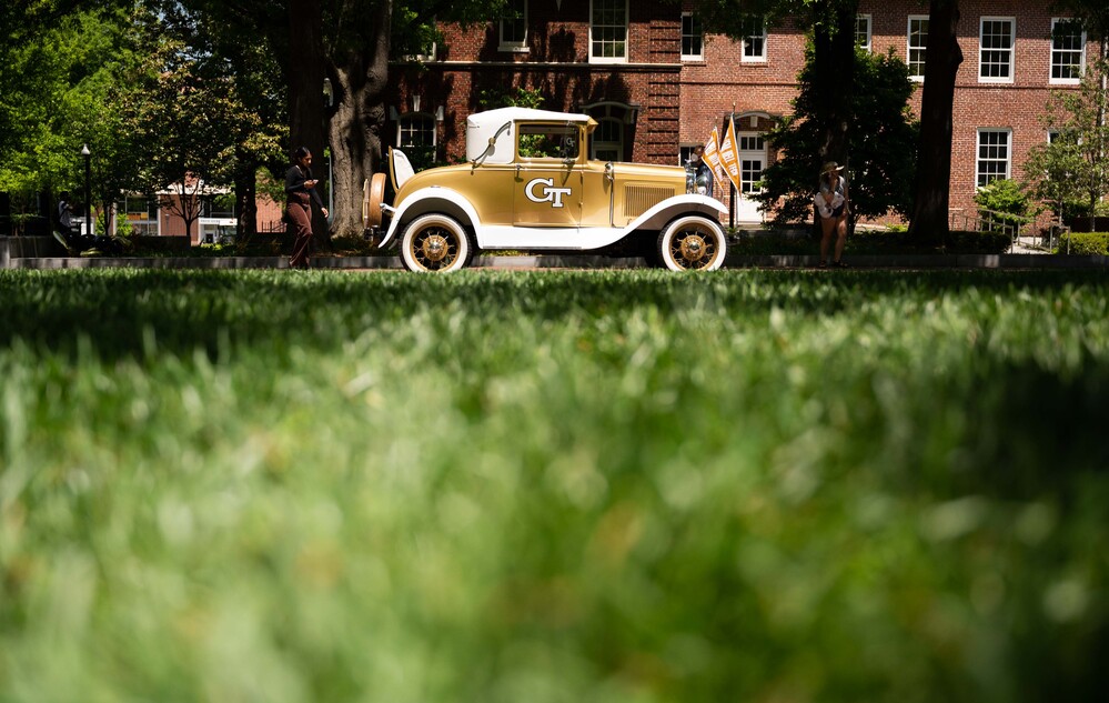 Wramblin' Wreck on grass